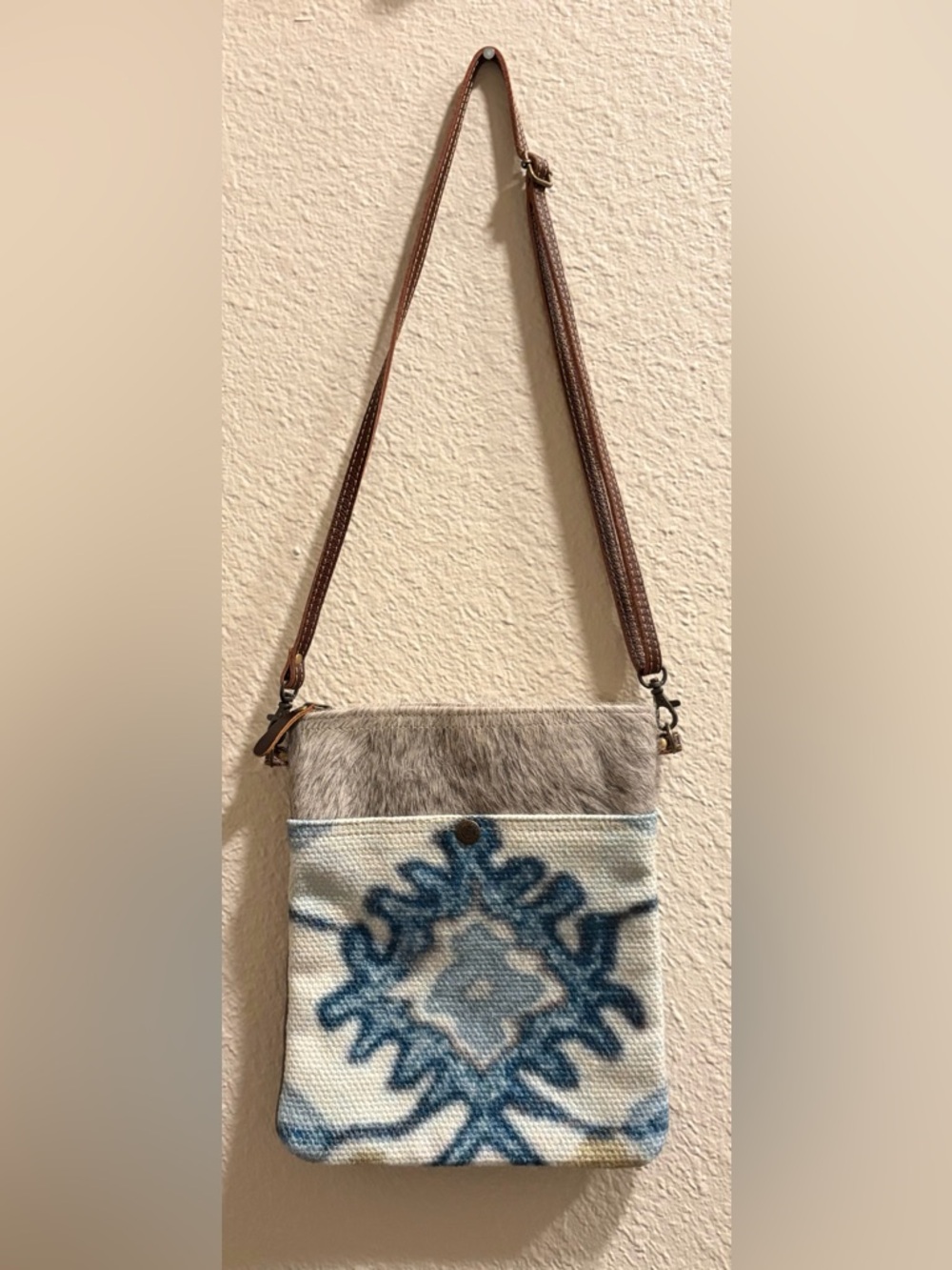 Myra Crossbody Bag